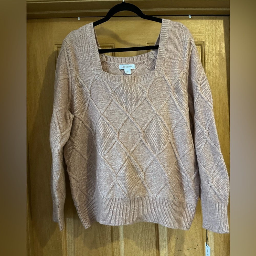 NWT women’s size xxl sweater rose quartz color beautiful